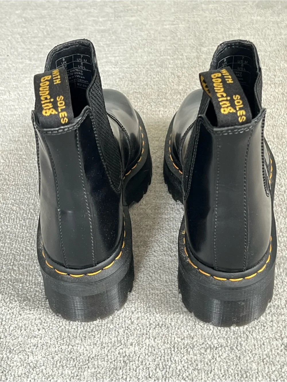 Dr. Martens 2976 Quad Black Platform Pull-On Ankle Boots Sz. W-8, M-7,